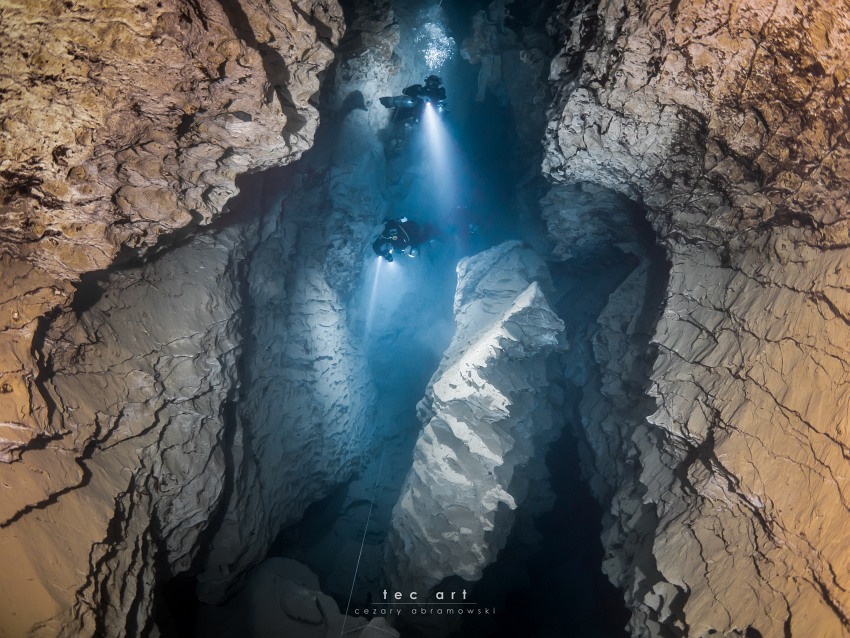 Molnár János Cave